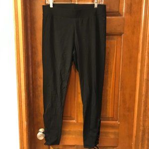 NWOT Old Navy Yoga Leggings